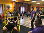 Упражнения на силу в тренажерном зале московского фитнес клуба Dorfit на Кантемировской в Царицыно